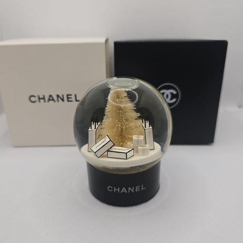 Chanel snow globe dome - globe,