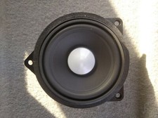 Haut-parleur milieu de gamme