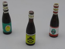 3 bouteilles de vin - Maison