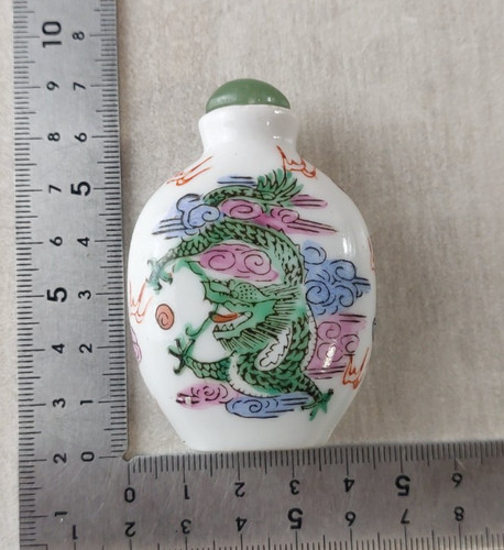 Ancienne petite tabatière - , /
