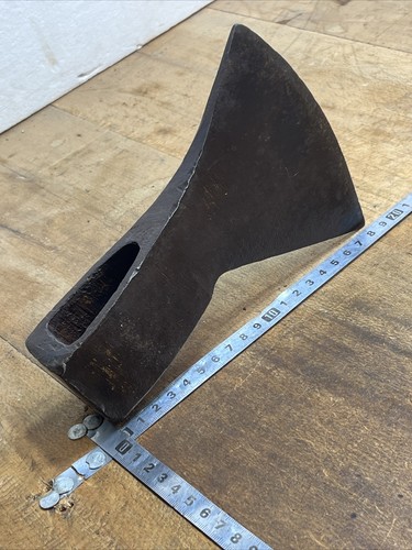 Hache outil ancien old - old, axe