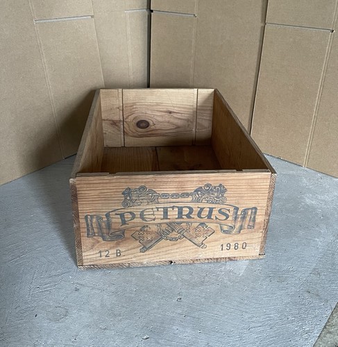 Rare caisse vin vide petrus - rare,