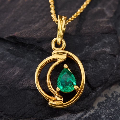 Pendentif pierre précieuse - , en