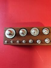 boite de 11 poids en laiton de