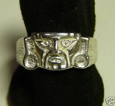 Petit Anneau Avec Masque