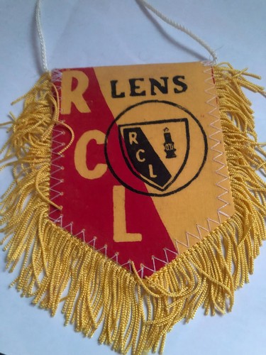 Ancien petit fanion rc - fanion, lens