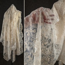 Fleur Brodé Tulle Dentelle