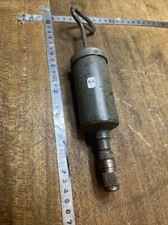 n° 9 Old tool /  outil ancien  pompe à graisse de  voiture  TRACTEUR  machine