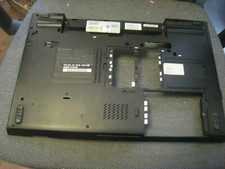 Coque inférieure de base