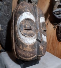 FASCINANT MASQUE BEMBE DES RITUELS DE CIRCONCISION DE L’ANCIEN ZAIRE – 1960/1970