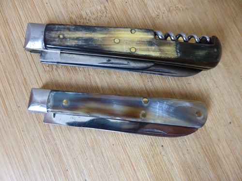 Anciens couteaux pliants corne