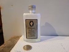 Ancienne boîte à poudre de