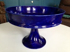 Superbe grande coupe en porcelaine bleu de Sèvres marque S92