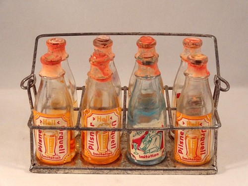 Ancien jouet casier miniature