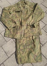 AUTHENTIQUE TENUE VESTE ET