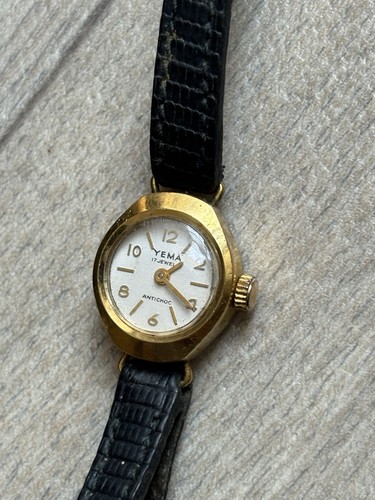Petite montre yema - montre, femme