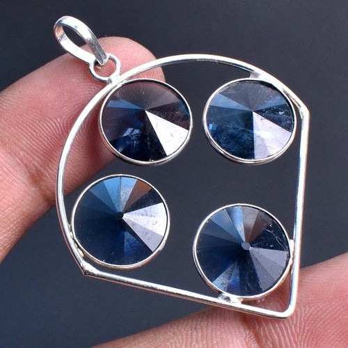 Pendentif bijoux design unique