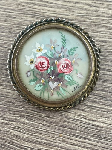 Ancienne broche médaillon