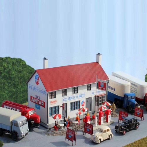 Relais routier avec station