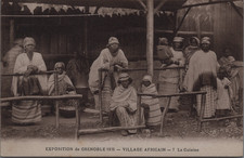Zoo humain, Exposition coloniale, Grenoble, Le village africain, La cuisine  Ori