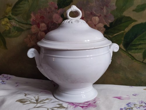 Ancienne soupière - soupiÈre, en