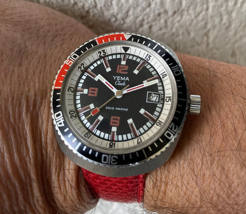 Superbe montre plongée - superbe,
