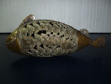 BOITE A BETEL EN FORME DE