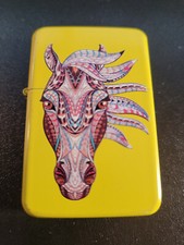 BRIQUET MANDALA CHEVAL JAUNE