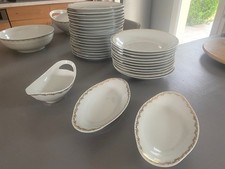 Service de table porcelaine UC FRANCE