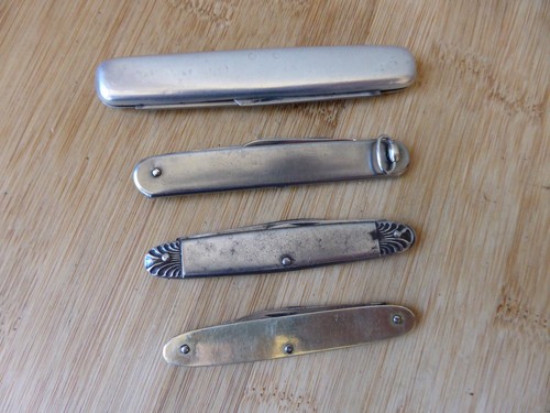 Lot anciens couteaux - , pliants
