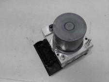 Bloc ABS (freins anti-blocage)