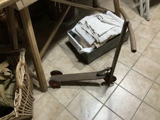 Ancienne Trottinette En Bois Pour Deco Vitrine De Noël