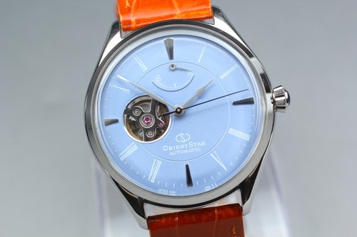 Comme neuf montre - comme, neuf]