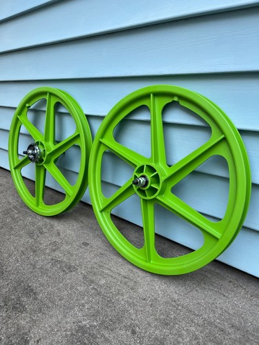 Green skyway old school - skyway,