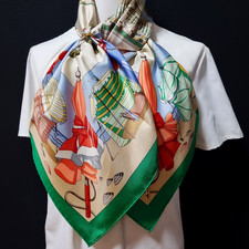 RARE VINTAGE HERMES Soie Scarf