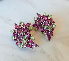 * Boucles clous pierres de