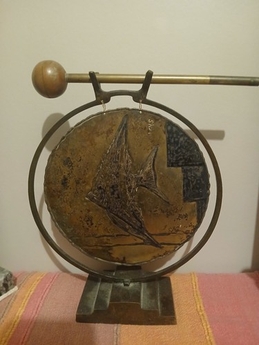Rare gong en bronze - en,