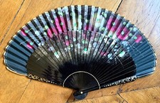 Eventail peint main fleurs