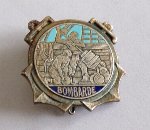 Insigne militaire bombarde - insigne, /