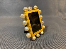 Ancien cadre photo miniature en métal doré avec perles signé Edouard Rambaud