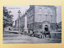 CPA LUNEVILLE Le CHÂTEAU Batiment B PAVILLON de l'AILE GAUCHE Abreuvoir Vaches