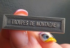 A06Y07 troupe de montagne barrette agrafe ordonnance décoration Médaille