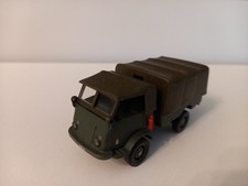 RENAULT 4X4 BÂCHÉ .SOLIDO