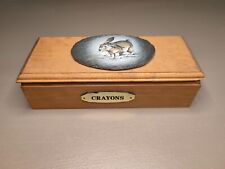 Magnifique boite en bois à crayon avec décor de lapin sur pierre