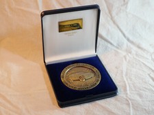 Médaille Renault supercinq super 5 GT turbo Championnat du Monde des rallyes gro