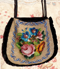 ANCIENNE BOURSE/ SAC ANCIEN au décor floral BRODÉ de PERLES XIXe
