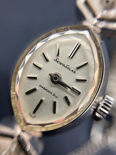 Montre cocktail seiko solar - montre,
