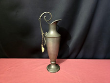 Aiguière ancienne en étain