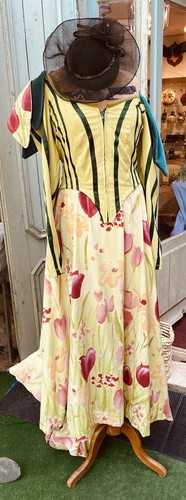 Costume opera - costume, d’opera