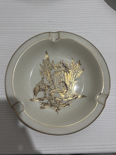 Cendrier porcelaine de - cendrier, en